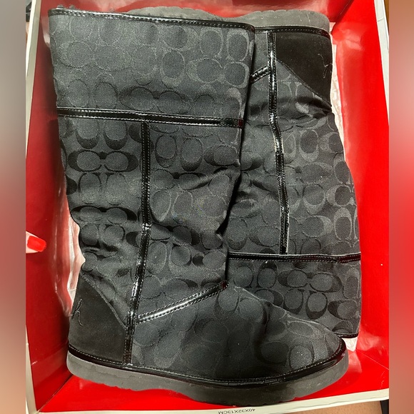 Coach Nikole Sherling Boot with patent trim - Picture 1 of 5